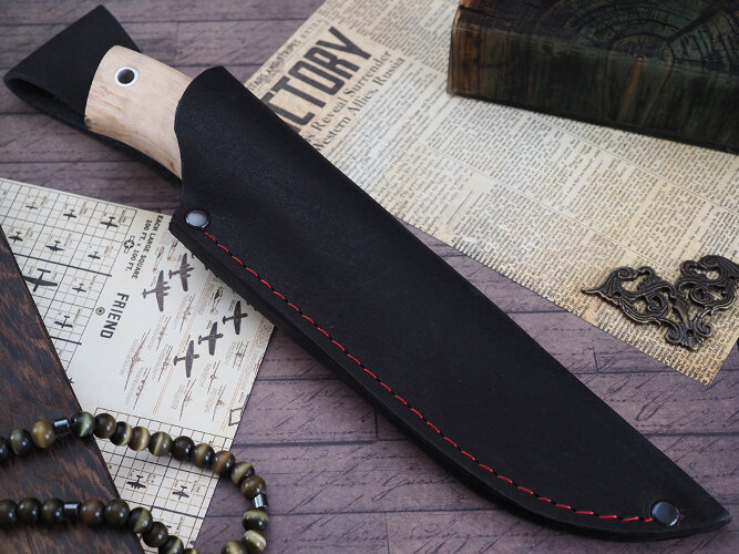 Нож Бобр, клинок из стали Bohler К340, рукоять карельская береза, вставка морёный граб