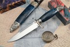 Нож Авторская Финка НКВД, клинок из стали Bohler К340, рукоять художественное литье мельхиор, стабилизированная карельская береза синяя, ножны художественное литье мельхиор, стабилизированная карельская береза