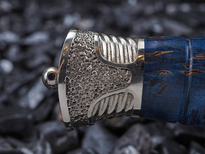 Нож Пластунский, клинок из стали Bohler N690, рукоять художественное литье мельхиор, стабилизированная карельская береза, ножны художественное литье мельхиор, стабилизированная карельская берёза