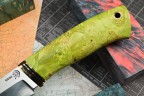 Нож Бобр, клинок из стали Bohler N690, рукоять стабилизированный кап клена