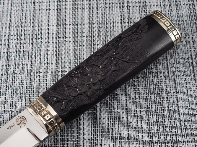 Нож Танто, клинок из стали Bohler К340, рукоять художественное литье мельхиор, морёный граб с резьбой ручной работы