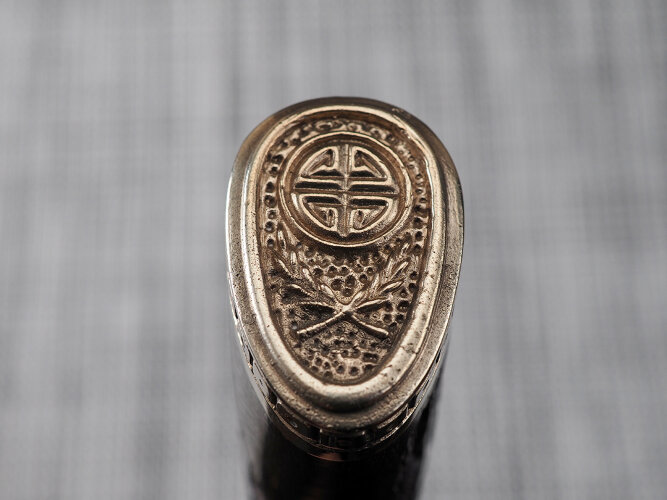 Нож Танто, клинок из стали Bohler К340, рукоять художественное литье мельхиор, морёный граб с резьбой ручной работы