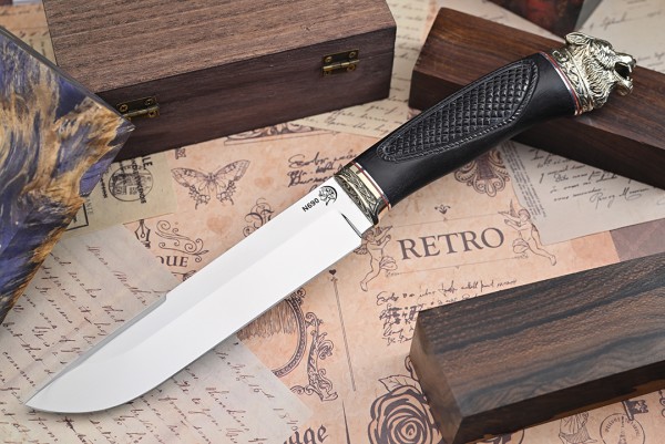 Нож Путник, клинок из стали Bohler N690, художественное литье мельхиор, рукоять морёный граб резной 