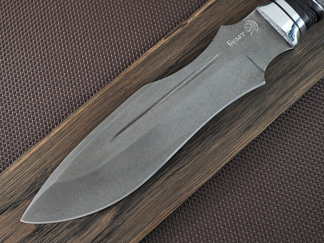 Нож Диверсант, клинок из тигельного булата, рукоять морёный граб, стабилизированный кап клёна
