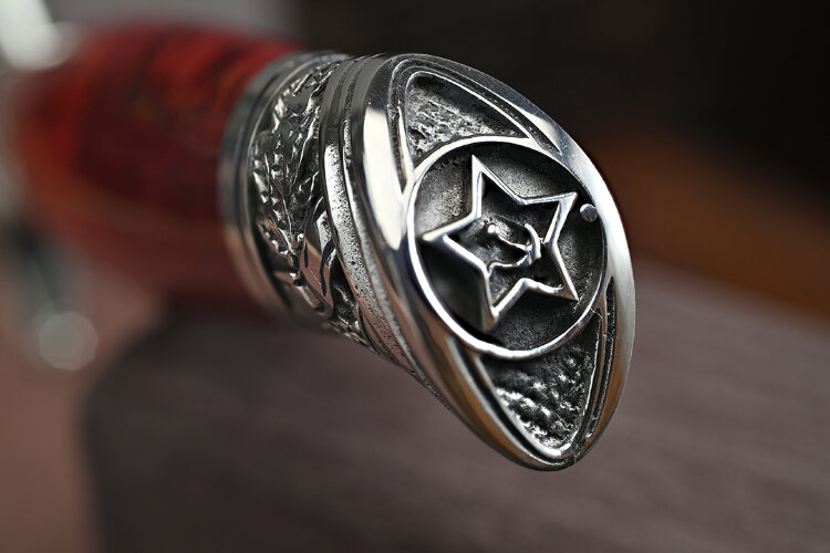 Нож Авторская Финка НКВД, клинок из стали Bohler N690, рукоять художественное литье мельхиор, стабилизированная карельская береза