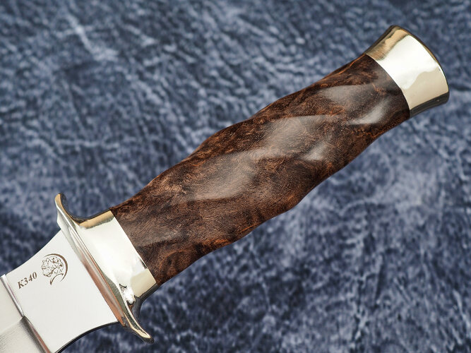 Нож Спартак, клинок из стали Bohler К340, рукоять литье мельхиор, стабилизированная карельская береза