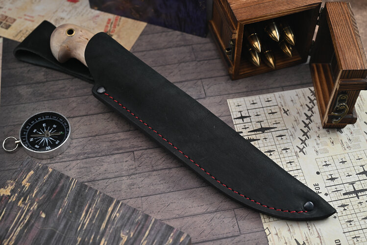 Нож Вепрь, клинок из стали Bohler N690, рукоять граб, карельская береза