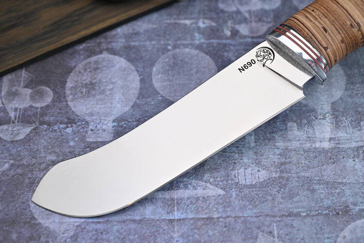 Нож Скиннер, клинок из стали Bohler N690, рукоять дюраль береста
