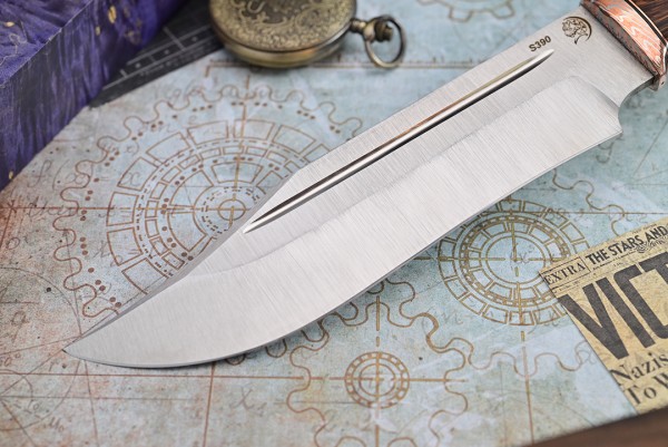 Авторский Нож Аллигатор, клинок из стали Bohler S390, притин мокумэ-ганэ, рукоять аризонское железное дерево айронвуд, вставка стабилизированный бивень мамонта, формованные ножны-итальянская кожа растительного дубления 