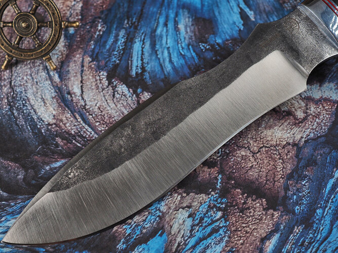 Нож Диверсант, клинок из кованой стали Х12МФ, рукоять морёный граб с резьбой ручной работы, дюраль