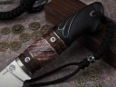 Нож Рысь, клинок из стали Bohler ELMAX, рукоять морёный граб c резьбой ручной работы, вставки аризонское железное дерево айронвуд, вставка стабилизированный зуб мамонта, мозаичные пины, формованные ножны-итальянская кожа растительного дубления