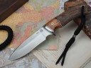 Нож Куница, клинок из стали Bohler S390, рукоять стабилизированная карельская береза с резьбой ручной работы, вставка стабилизированная карельская береза