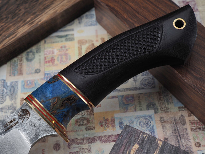 Нож Тигр, клинок из кованой стали Х12МФ, рукоять морёный граб резной, стабилизированная карельская береза