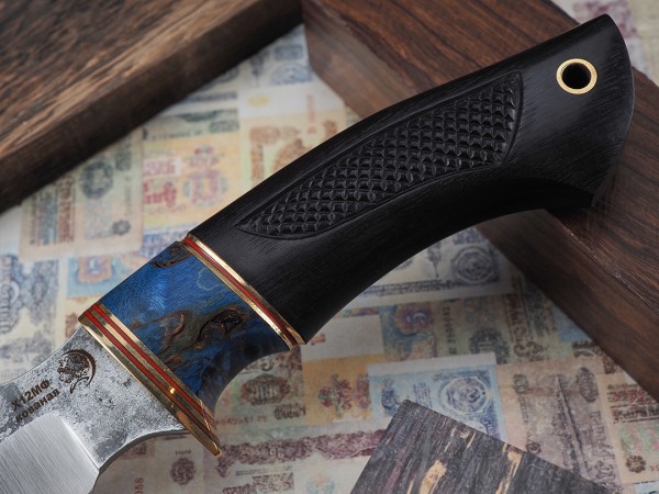 Нож Тигр, клинок из кованой стали Х12МФ, рукоять морёный граб резной, стабилизированная карельская береза