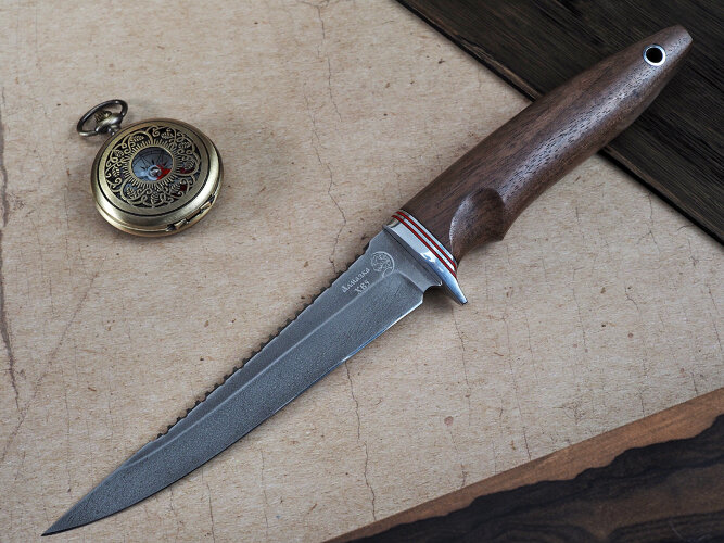 Нож Рыбак, клинок из алмазной стали ХВ5, рукоять орех