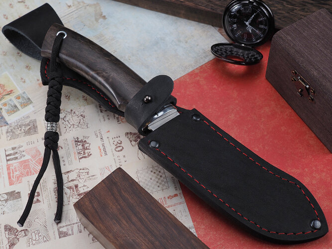 Нож Скиннер, клинок из стали Bohler М390, рукоять стабилизированная карельская береза