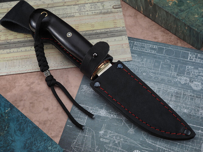 Нож Лесник, клинок из стали Bohler М390, рукоять морёный граб, стабилизированная карельская береза