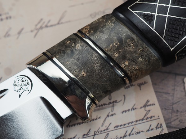 Нож Вепрь, клинок из стали Bohler К340, рукоять морёный граб с инкрустацией, вставки стабилизированный кап клена