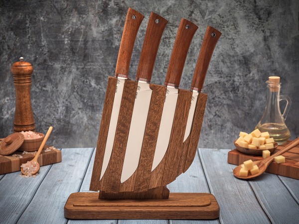 Набор ножей для кухни № 8, клинки из кованой стали Х12МФ, рукояти из дерева бубинга + подставка под ножи