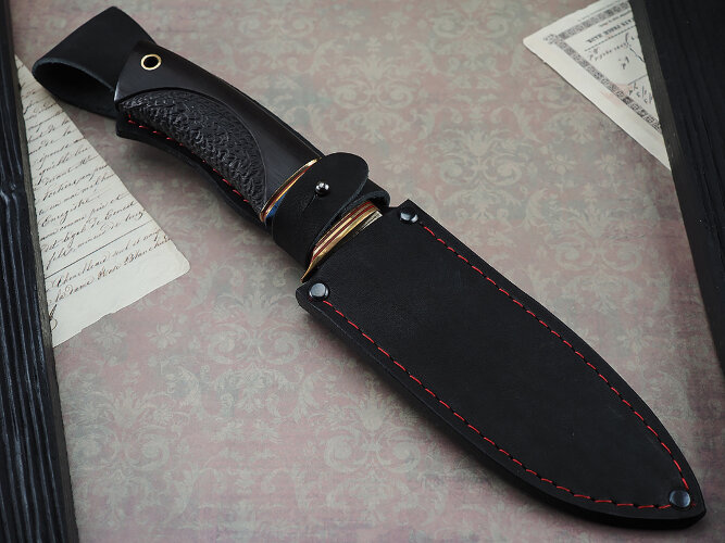 Нож Ворон, клинок из кованой стали Х12МФ, рукоять морёный граб резной, стабилизированная карельская береза