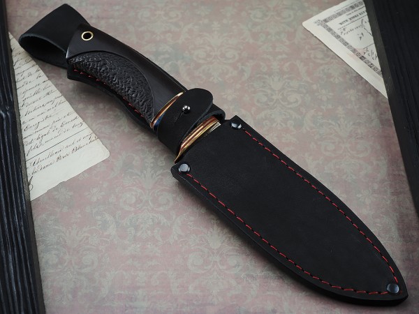 Нож Ворон, клинок из кованой стали Х12МФ, рукоять морёный граб резной, стабилизированная карельская береза