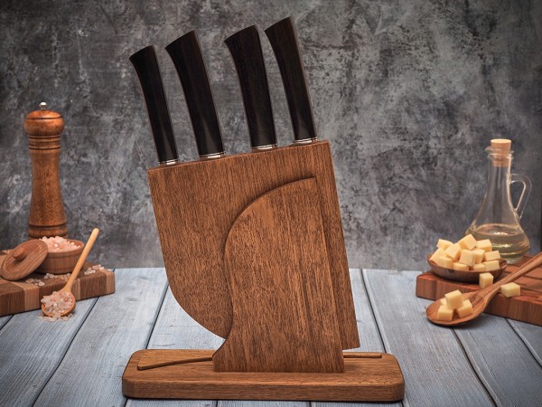 Набор ножей для кухни № 12, клинки из стали Bohler N690, рукояти из морёного граба + подставка под ножи в подарок