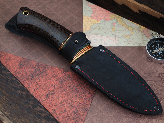 Нож Куница, клинок из стали Bohler К340, рукоять дерево венге, стабилизированная карельская береза