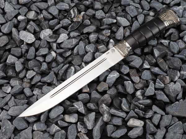 Нож Пластунский, клинок из стали Bohler S390, рукоять художественное литье мельхиор, морёный граб, ножны художественное литье мельхиор, морёный граб