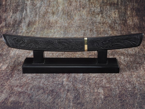 Нож Танто, клинок из стали Bohler ELMAX, рукоять морёный граб с резьбой ручной работы, ножны морёный граб с резьбой ручной работы, подставка морёный граб