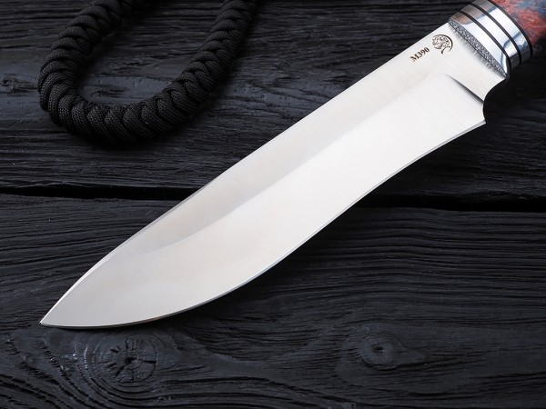 Нож Егерь, клинок из стали Bohler М390, рукоять стабилизированный кап клена, стабилизированный зуб мамонта