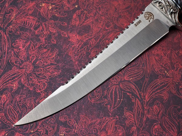 Нож Рыбак, клинок из стали Bohler S390, рукоять мореный граб, вставка стабилизированный зуб мамонта