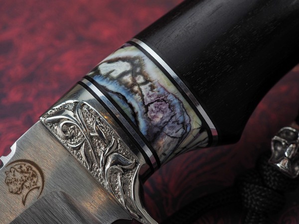 Нож Рыбак, клинок из стали Bohler S390, рукоять мореный граб, вставка стабилизированный зуб мамонта