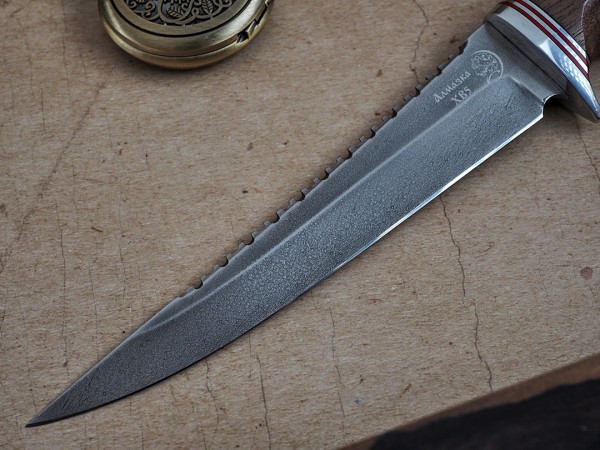 Нож Рыбак, клинок из алмазной стали ХВ5, рукоять орех