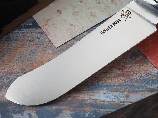 Нож Скиннер, клинок из стали Bohler М390, рукоять стабилизированная карельская береза